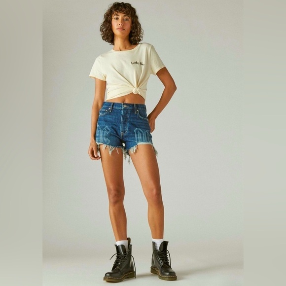 Lucky Brand Pants - NWT LUCKY BRAND Lucky Legend Acdc 3" High Rise Mom Short Play Your Part 8/29